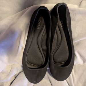 Soda Women's Classic Black Flats